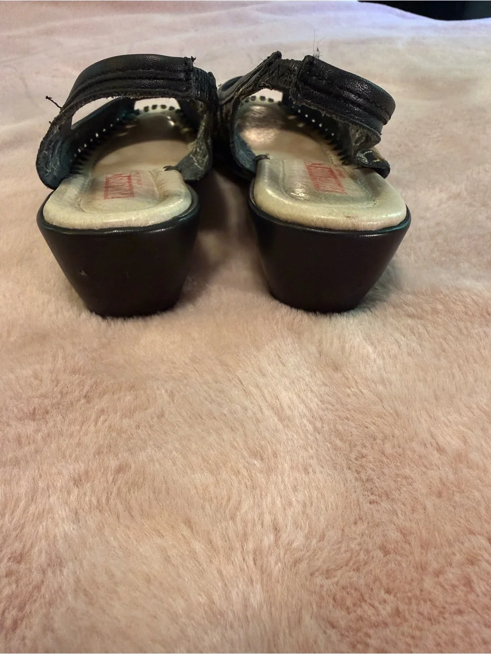 Pikolinos sandal